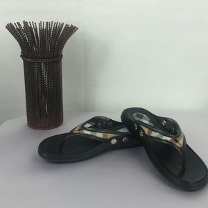 Burberry Women’s Thong Sandals